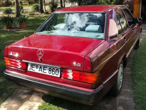 Mercedes-Benz 190 190 E 1.8