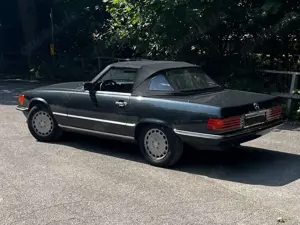 Mercedes-Benz SL 560 Mercedes 560 SL (R107), Bj. 1988, anthrazit, Leder grau Bild 5