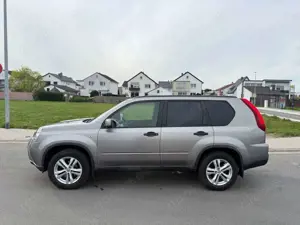 Nissan X-Trail 2.0 dCi 4X4 *HU/AU NEU+INSPEKTION NEU* Bild 2