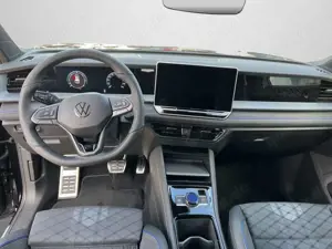 Volkswagen Tayron R line 2.0 TDI DSG 7-Sitzer PANO NAVI RFK Bild 3