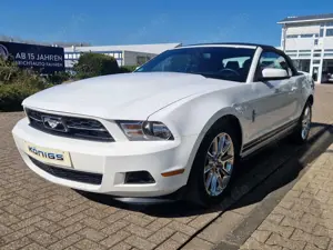 Ford Mustang Convertible  V6
