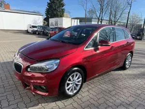 BMW 218 2 Active Tourer 218 i AUTOM. ! Bild 2