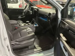 Ford Ranger 2,3 l EcoBoost Doppelkabine PHEV Stormtrak 3,5t An Bild 3