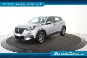 Peugeot 2008 Active 130 Automatik *1.Hand*Navi*Park ass. Bild 5