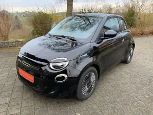 Fiat 500e Icon 42kWh 118PS