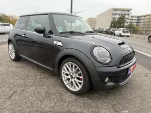 MINI One Cooper S