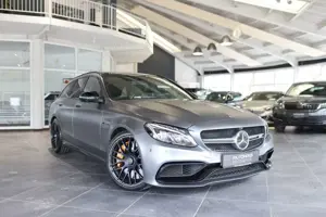 Mercedes-Benz C 63 AMG S T AMG NP.: 124T€ DRIVERS PACKAGE