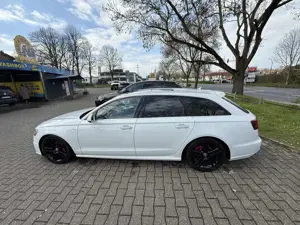 Audi A6 Avant 3.0 TDI quattro S tronic 3x S-line