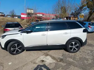 Peugeot 5008 Bild 5