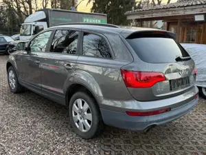 Audi Q7 3.0 TDI quattro//*LED*//*LEDER*// Bild 4