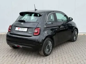Fiat 500e 500 e 42KWH Icon LED PDC RFK CARPLAY NAVI Bild 4