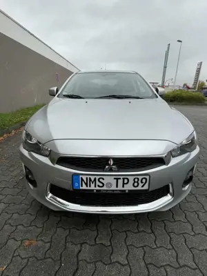 Mitsubishi Lancer Plus Bild 3