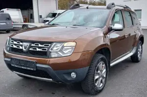Dacia Duster Prestige 4x2 Tem Navi Leder PDC AHK 1.Hd.