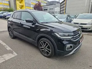 Volkswagen T-Cross 1.5 Style Automatik Voll Bild 3