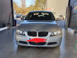 BMW 320 3er 320i Aut.