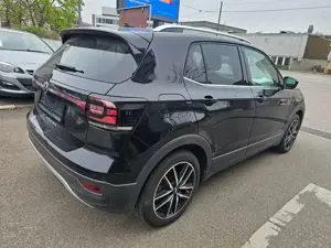 Volkswagen T-Cross 1.5 Style Automatik Voll Bild 5