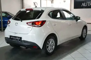 Mazda 2 Lim. Exclusive-Line*NAVI*PDC*SITZHZG*KLIMA* Bild 4