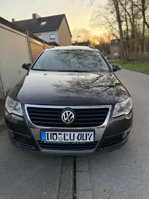 Volkswagen Passat Variant 2.0 TDI Comfortline Bild 2