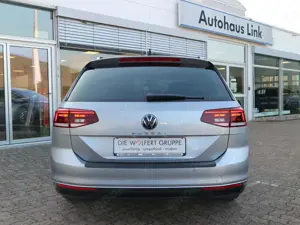 Volkswagen Passat Variant Business 2.0 TDI DSG AHK STHZG HU Bild 5