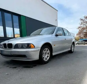 BMW 520 520i