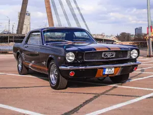 Ford Mustang 289 V8 Hi-Po Coupe