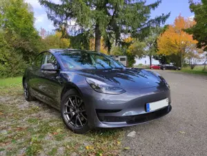 Tesla Model 3 Model 3 RWD Hinterradantrieb