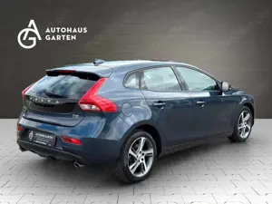Volvo V40 2.0D Kinetic SHZ PDC Kamera Navi 2.Hand Bild 5