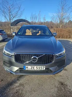 Volvo XC60 D5 AWD Geartronic Momentum
