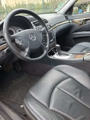 Mercedes-Benz E 270 Advantgarde Bild 5