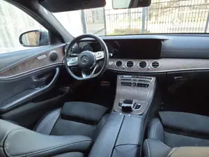 Mercedes-Benz E 220 E-Klasse AMG Line 9G-TRONIC AMG Line