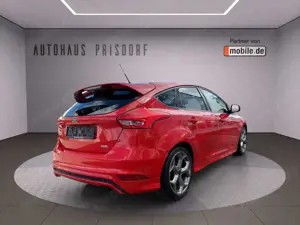 Ford Focus Lim. Sport ST Line /Navi/Klima/Allwetter Bild 5