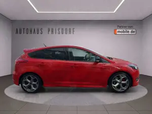 Ford Focus Lim. Sport ST Line /Navi/Klima/Allwetter Bild 4