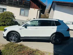 Volkswagen Tiguan Allspace Highline 4Motion CarPlay HeadUp Bild 4