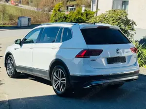 Volkswagen Tiguan Allspace Highline 4Motion CarPlay HeadUp Bild 5