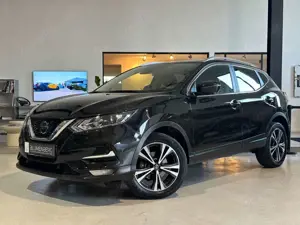 Nissan Qashqai 1.3 DIG-T Zama *Pano,Navi,360°,Carplay*