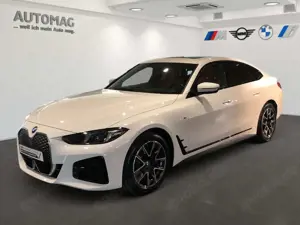 BMW i4 xDrive40 M-Sport*Glasdach*DrivingAssistProf*ParkAs