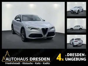 Alfa Romeo Stelvio 2.0Turbo 16V 4WD BI-XEN / NAVI / W-PAKET