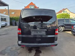 Volkswagen T5 Caravelle Trendline " TÜV / AU neu " Bild 3