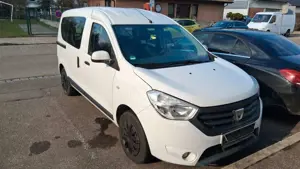 Dacia Dokker Laureate