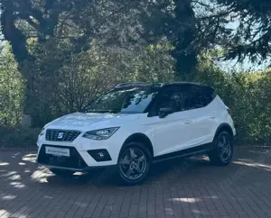 SEAT Arona Xcellence|LED|Touch|Navi|AppleAndroid|PDC!