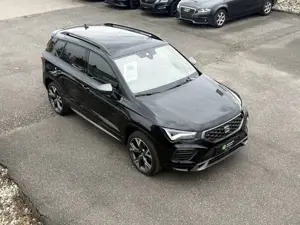 SEAT Ateca FR 1.5 TSI DSG AHK ACC PANO LED BEATS 19"