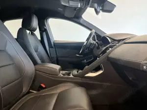 Jaguar E-Pace D165 R-Dynamic SE Black Pack Meridian Bild 3