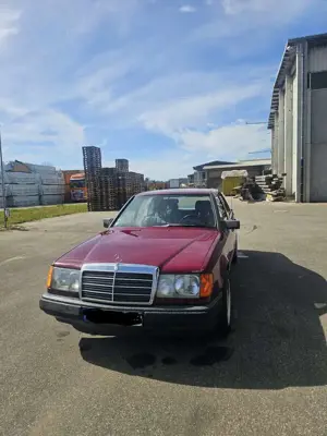 Mercedes-Benz E 230
