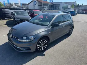 Volkswagen Golf VII Lim. IQ.DRIVE /Navi/Standhzg/