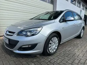 Opel Astra J Sports Tourer 1.4T Edition Navi Sitzheiz