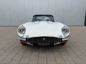 Jaguar E-Type V12 Automatic Roadster