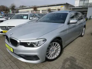 BMW 520 dA touring xDrive Sport Line *1.HAND*PANO*AHK*HK