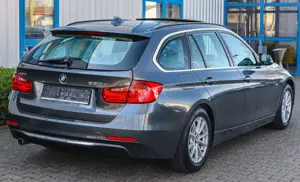 BMW 320 320d xDrive Tour. AUTOM*LEDER*NAVI*XENON*PANO*PDC* Bild 5