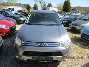 Mitsubishi Outlander ClearTec Invite 2WD