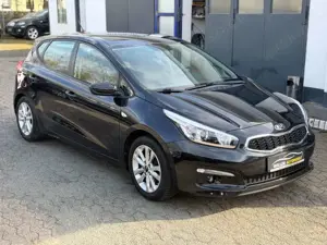 Kia Ceed / cee'd Ceed 1.4 PDC / SHZ / LHZ / UNFALLFREI